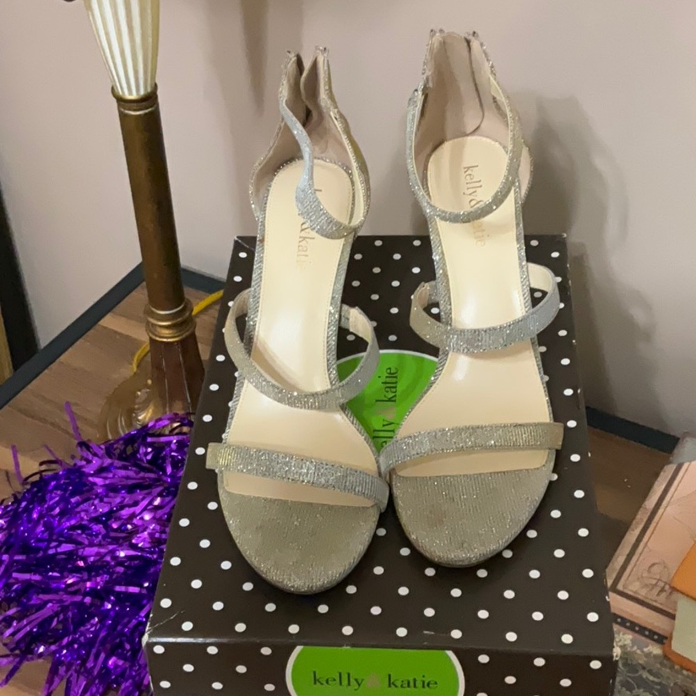 Kelly & Katie Silver Elegant Heels